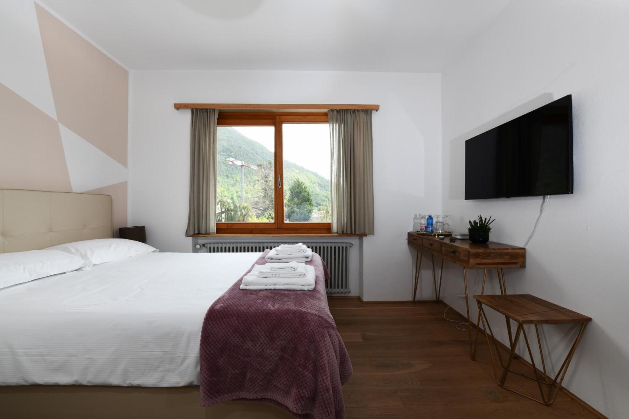 לוזון 7Rooms - Self Check-In 24H Free Parking מראה חיצוני תמונה