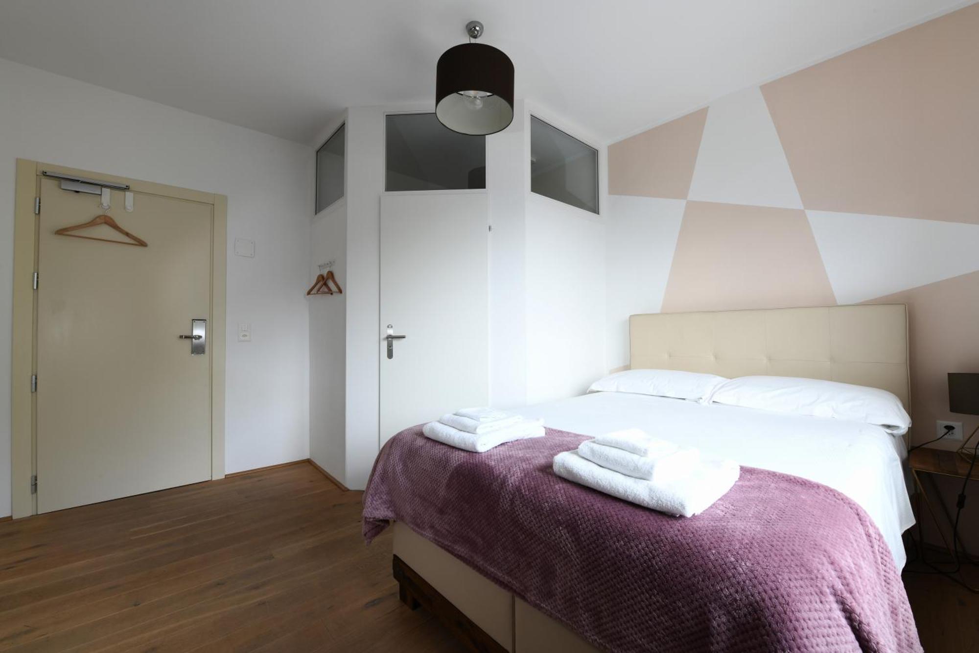 לוזון 7Rooms - Self Check-In 24H Free Parking מראה חיצוני תמונה